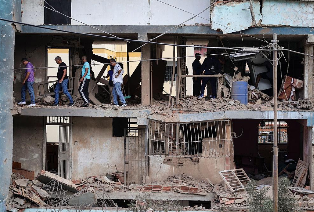 Families Search for Loved Ones as Venezuela Earthquake Death Toll Rises
