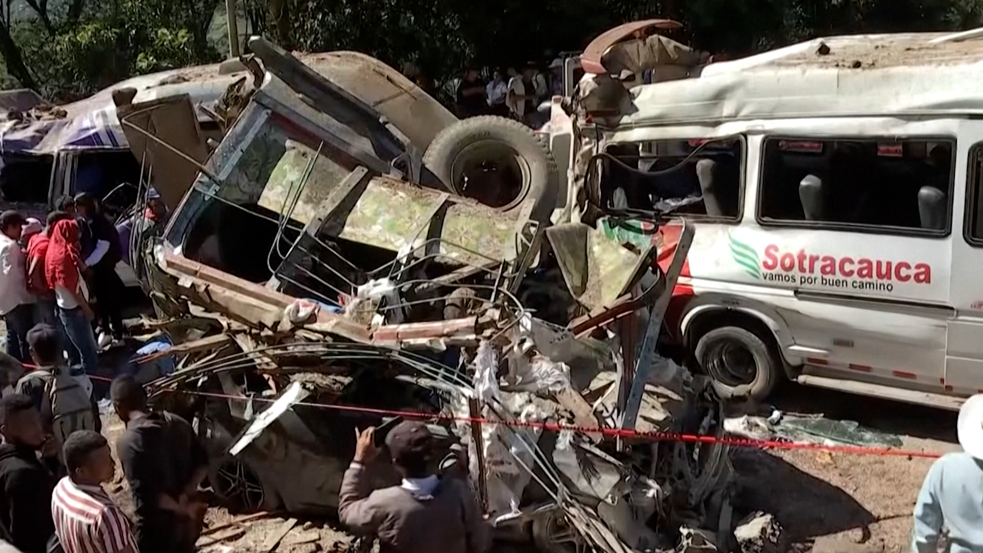 Highway Bombing in Colombia Kills 14