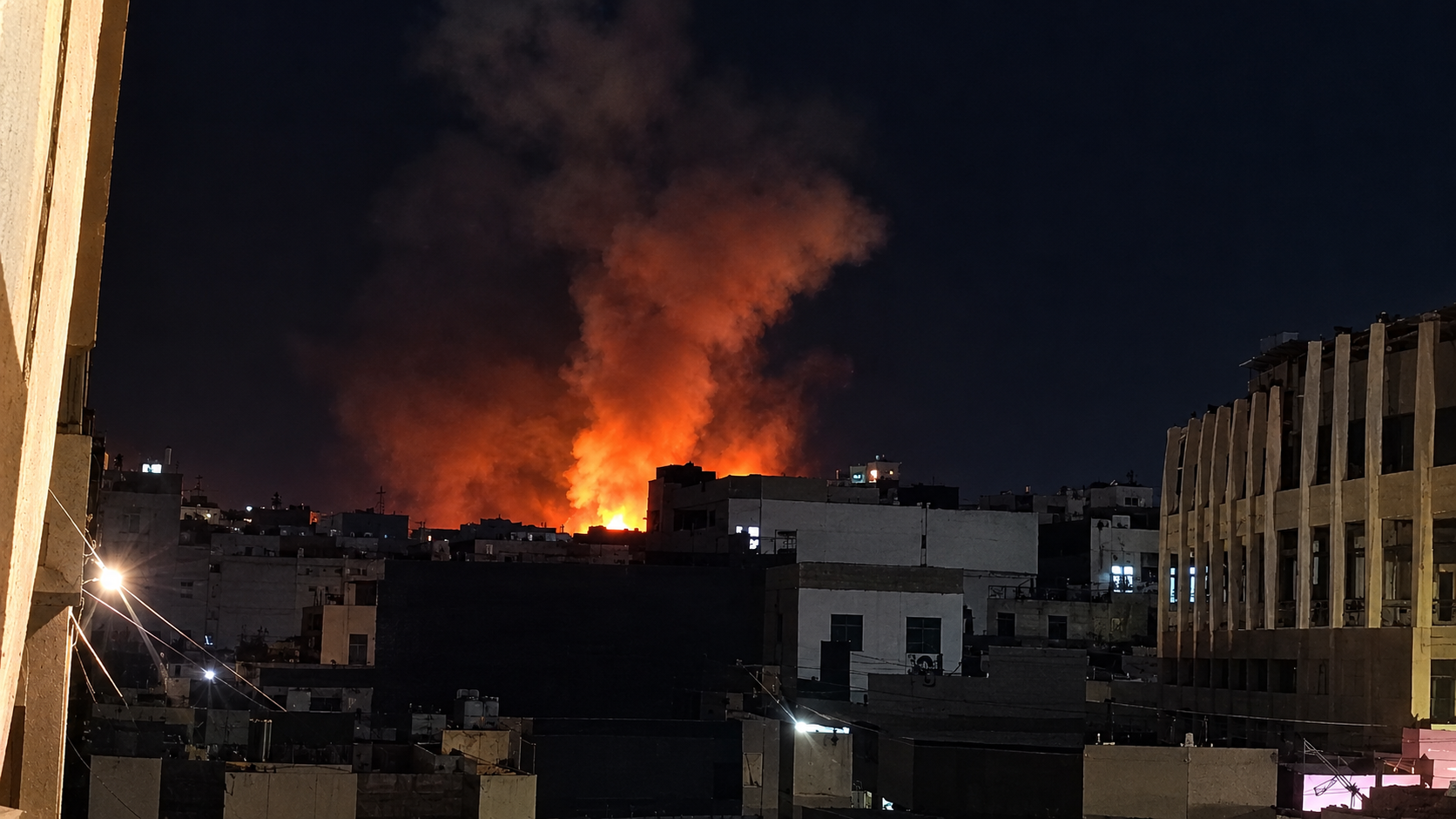 Houthi Missiles Reportedly Strike Aden Airport Amid Rising Regional Tensions
