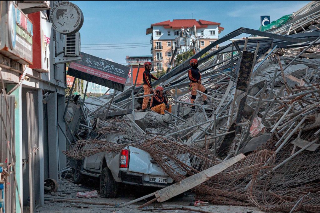 Hundreds of Aftershocks Hit Philippines as Earthquake Death Toll Rises