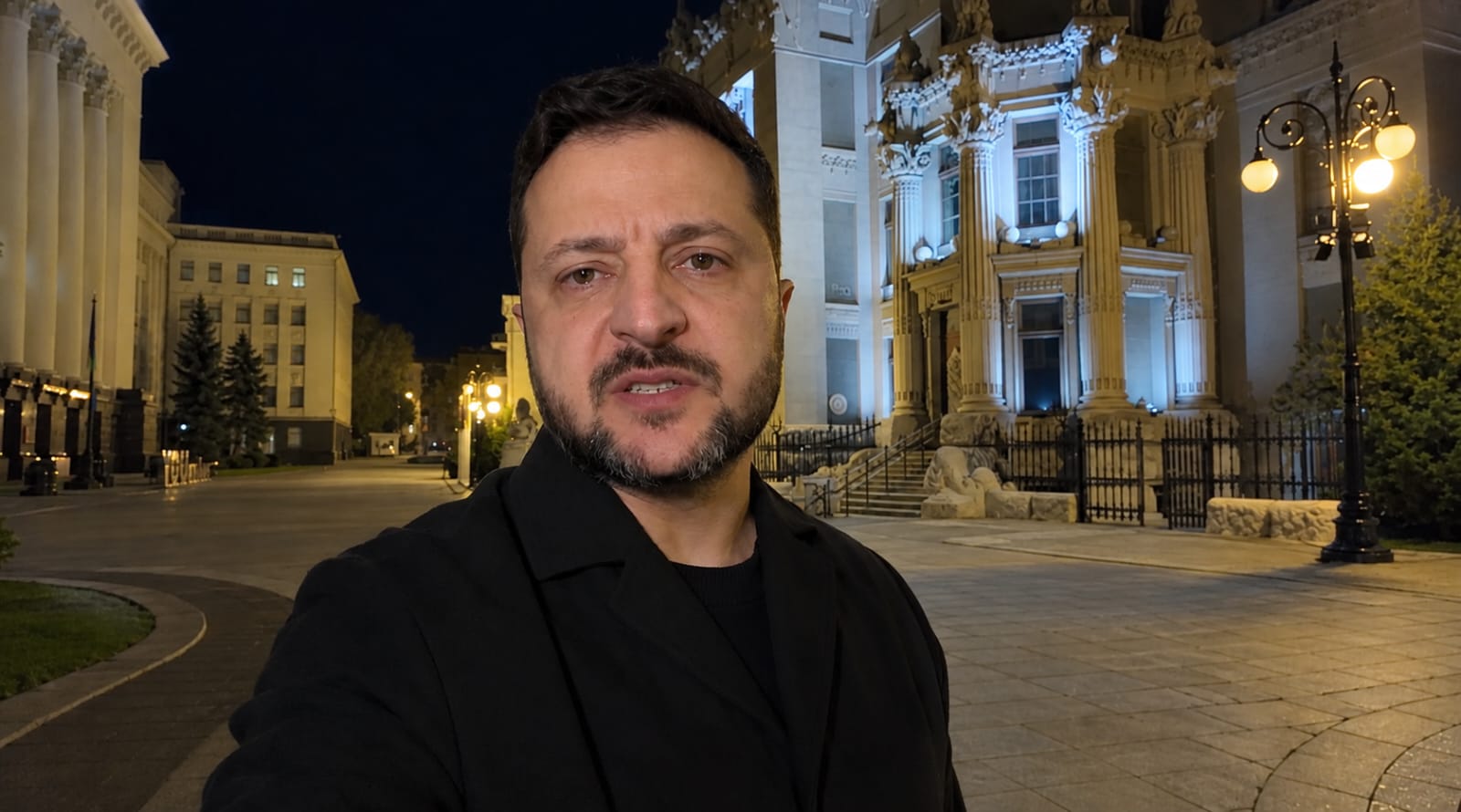 Zelenskyy Says Russian Strike Killed 25 as Ukraine Calls for More Air Defense
